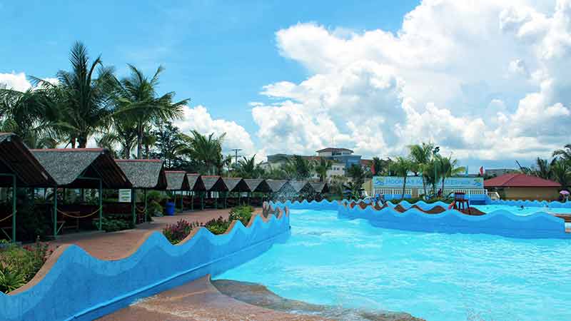 Moonbay Marina Water Park Subic Wave Pool